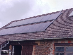 Fotovoltaika instalace Chrbonin 1000 750